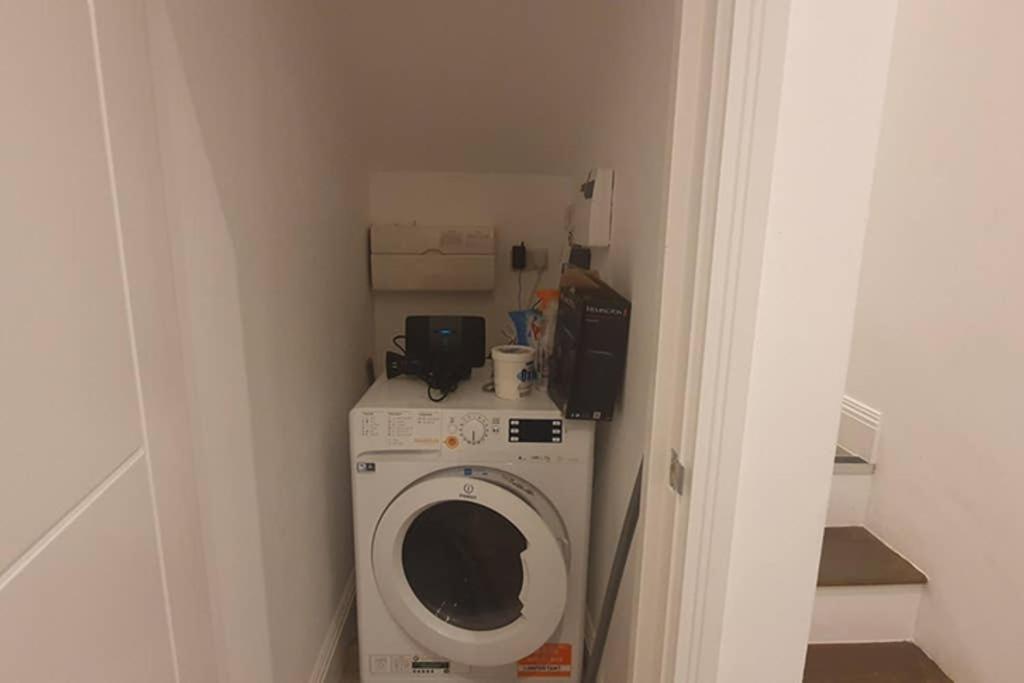 Appartement Luxurious Hidden Gem In Wandsworth à Londres Extérieur photo