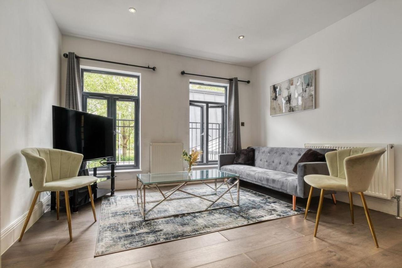 Appartement Luxurious Hidden Gem In Wandsworth à Londres Extérieur photo