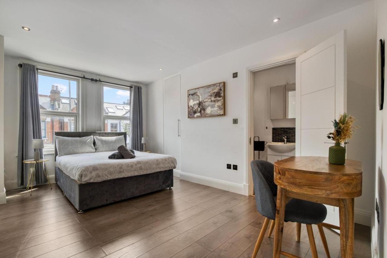 Appartement Luxurious Hidden Gem In Wandsworth à Londres Extérieur photo